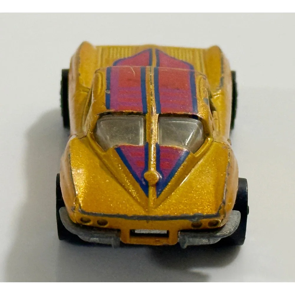 Hot Wheels 63 Corvette Stingray 1:64 Gold Split Window 1979 Hong Kong Casting